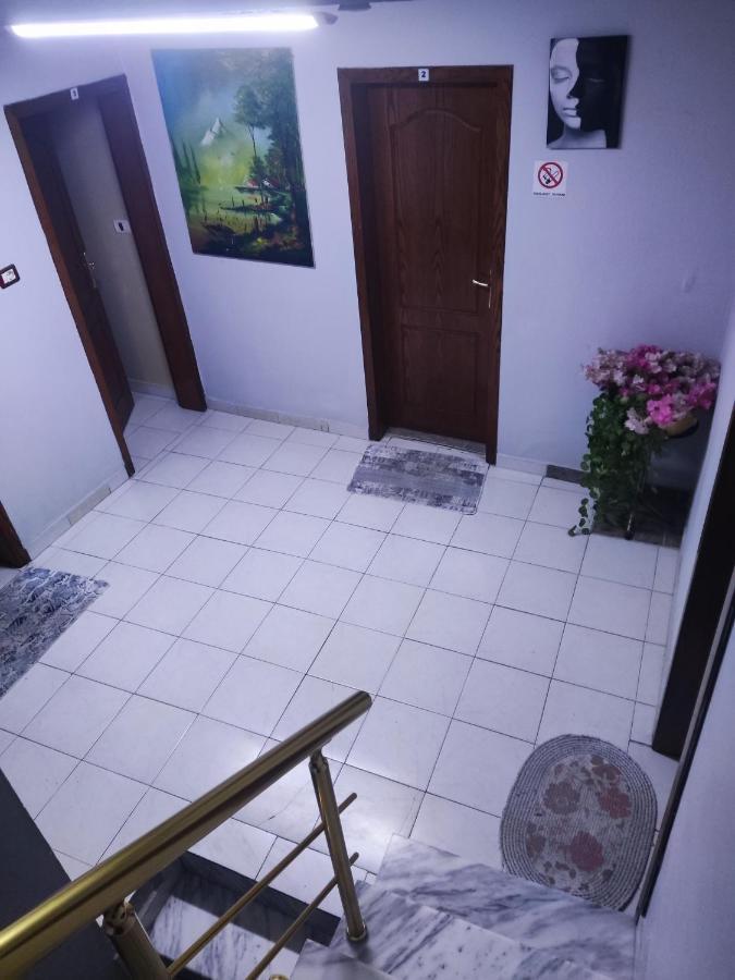 Hotel Dafina 2*