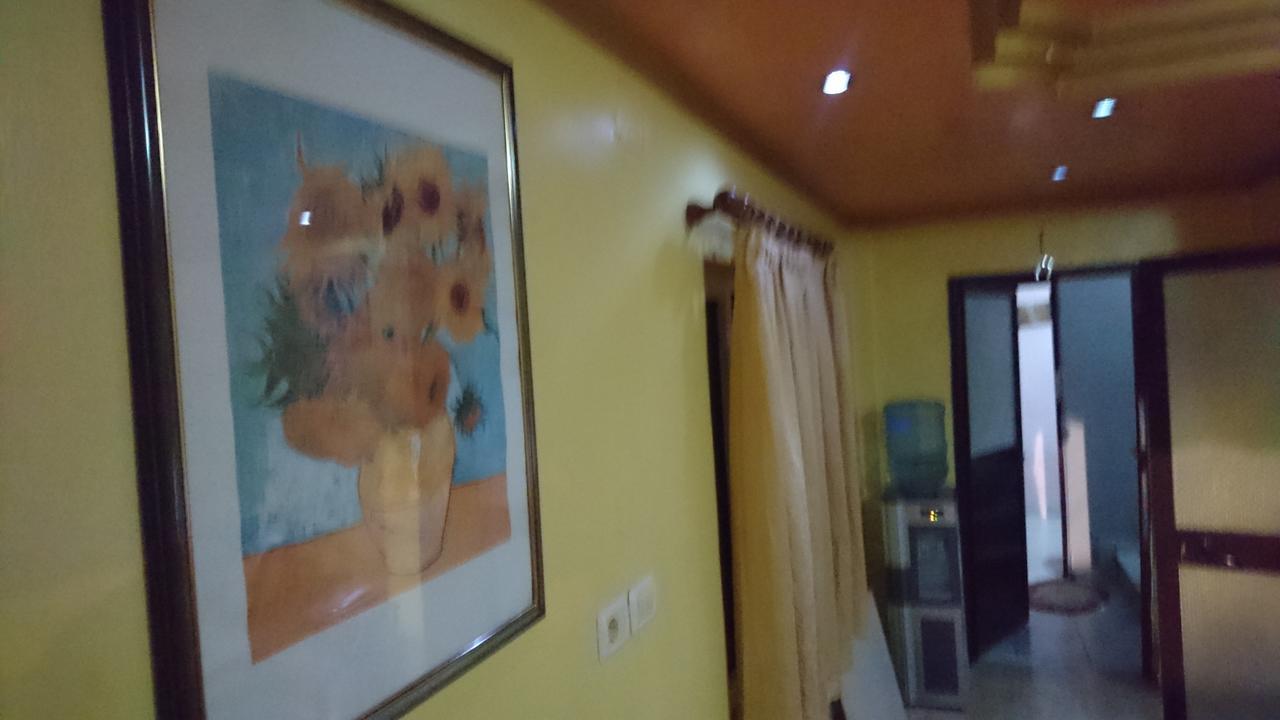 Hotel Dafina 2*